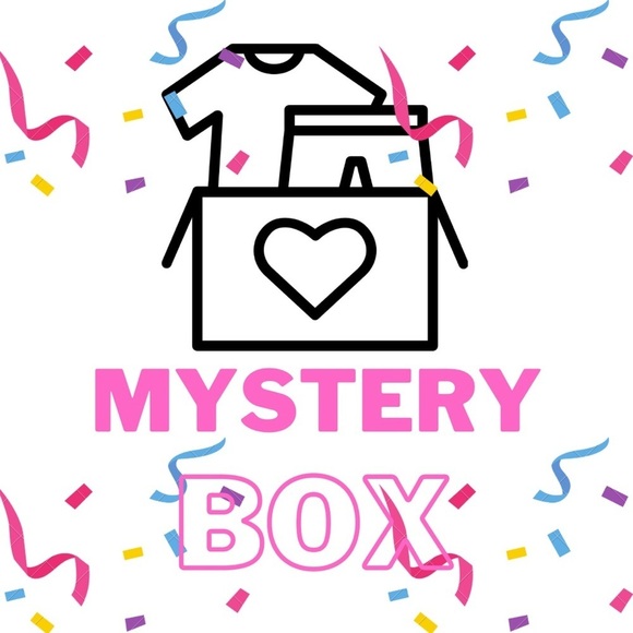 Tops - Plus Size Mystery Box - 10 Items